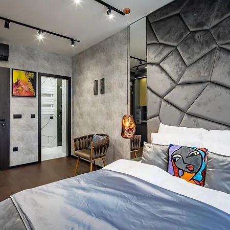 Super - Modern & Luxury * בודפשט